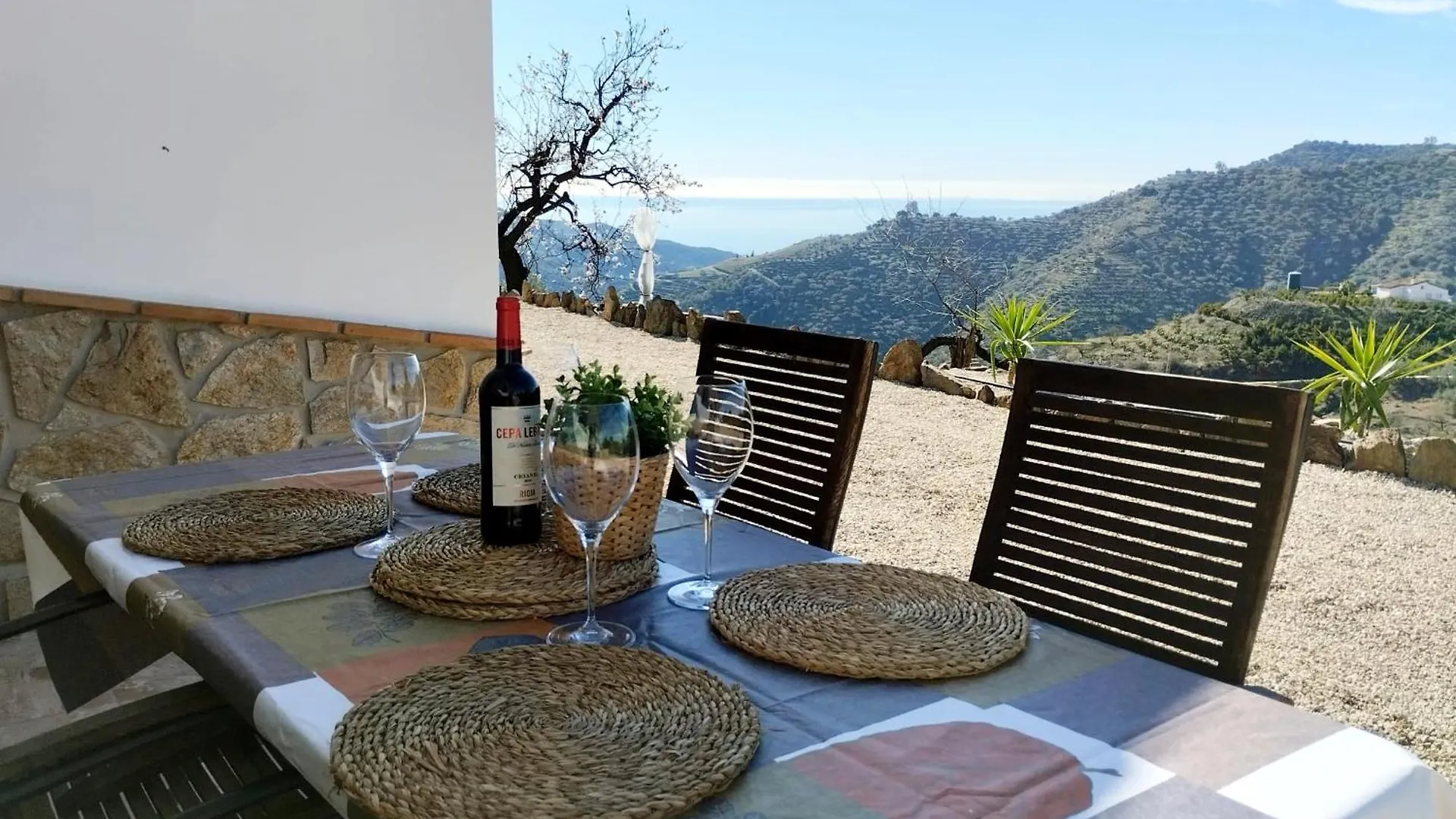 Villa El Mirador De La Axarquia Daimalos